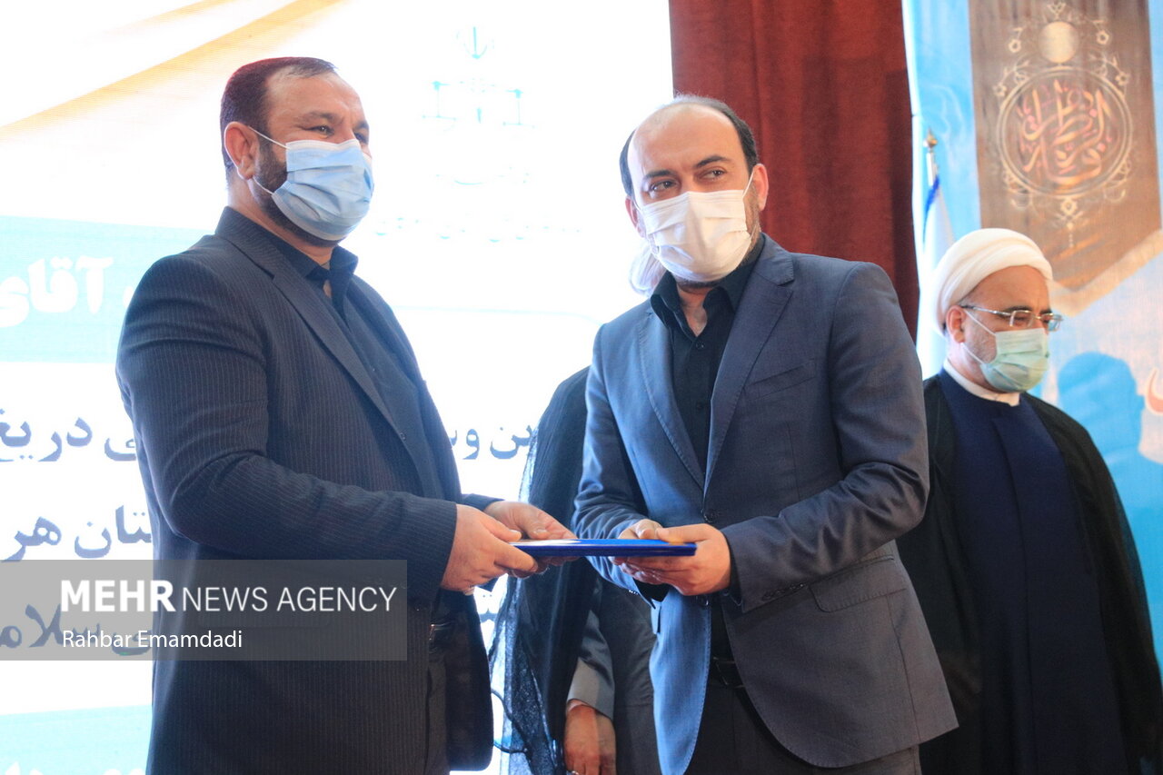 مراسم تکریم و معارفه رئیس دادگستری استان هرمزگان