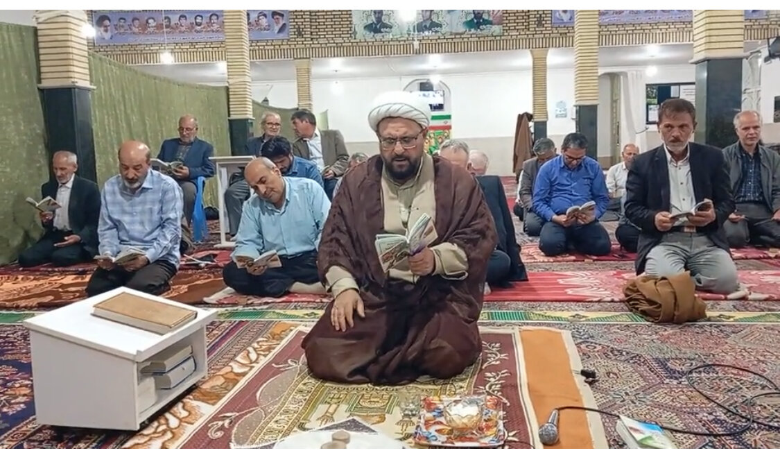 مراسم دعای سلامتی برای رییس جمهور و هیات همراه در نقده
برگزار شد