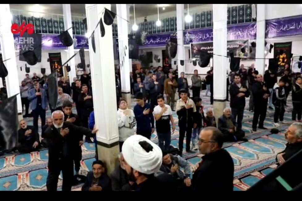 مراسم شب قدر در شهر توپ آغاج برگزار شد