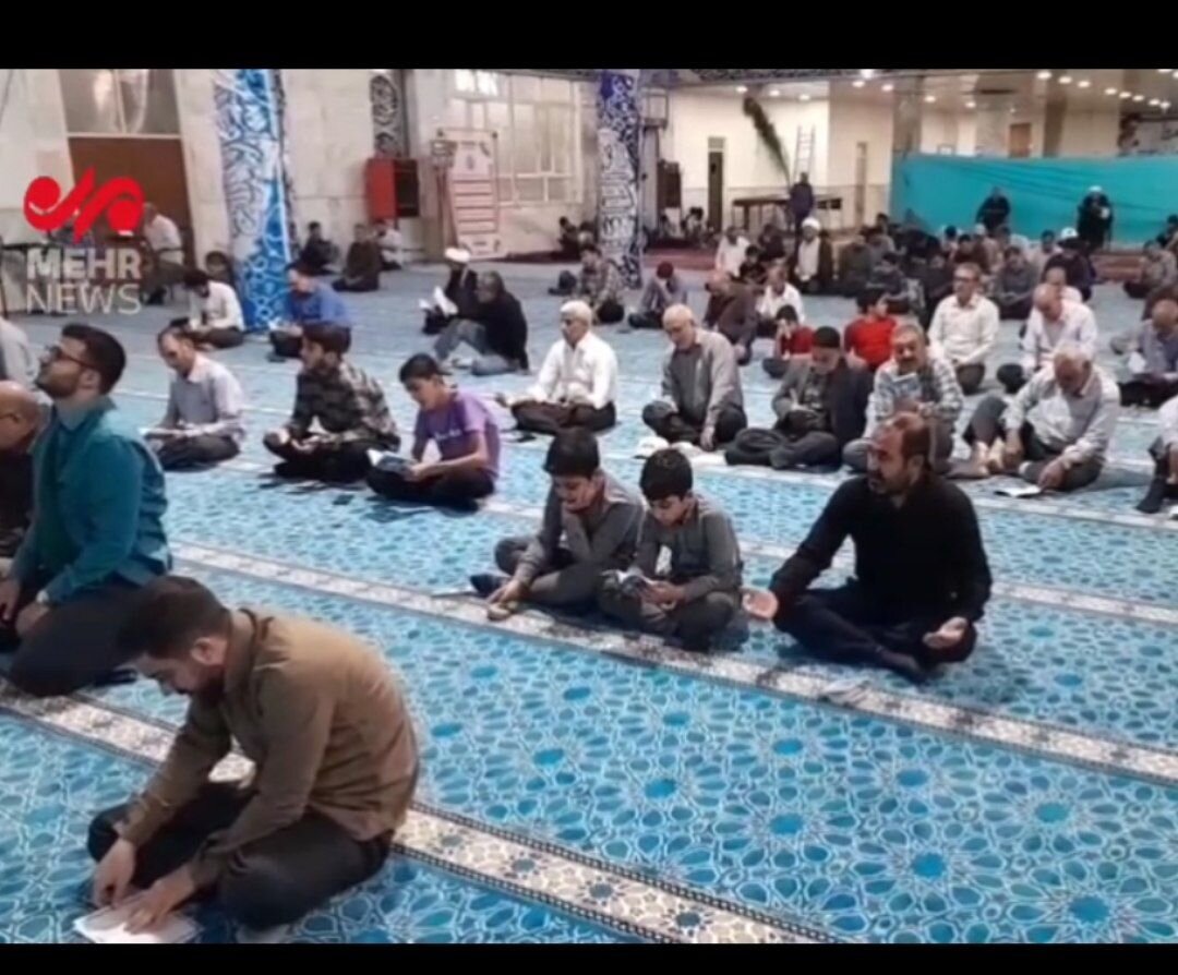 مراسم پرفیض دعای عرفه در مسجد جامع قروه
