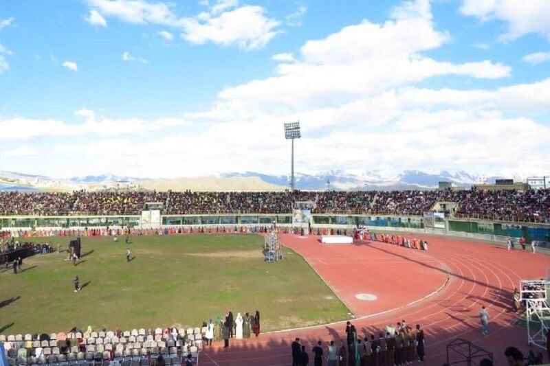 مراسمهای نوروزی بدون آسیب به ورزشگاه ۲۲ گولان سنندج برگزار میشود