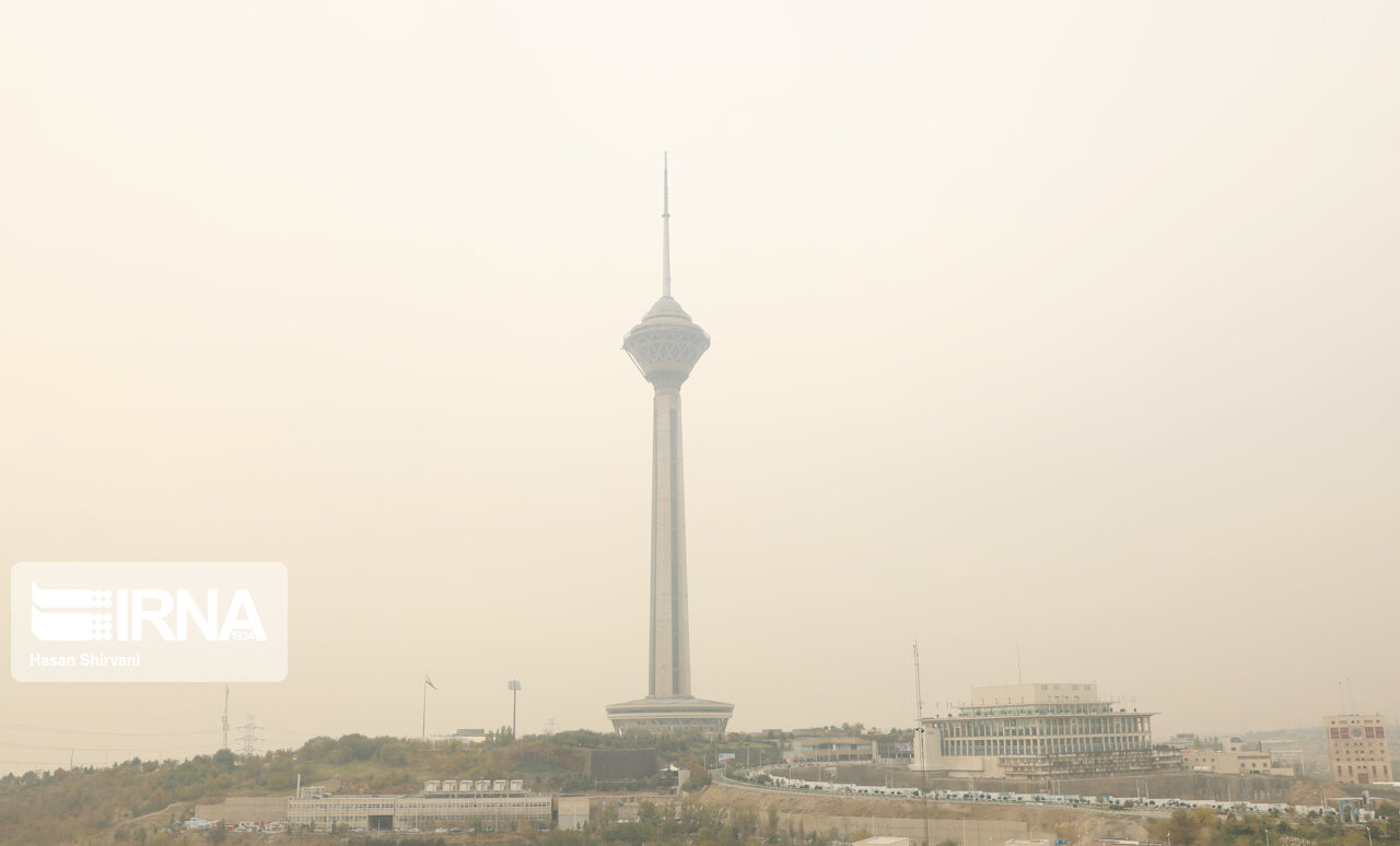 مراکز آموزشی و ادارات تهران روز سه‌شنبه تعطیل شد