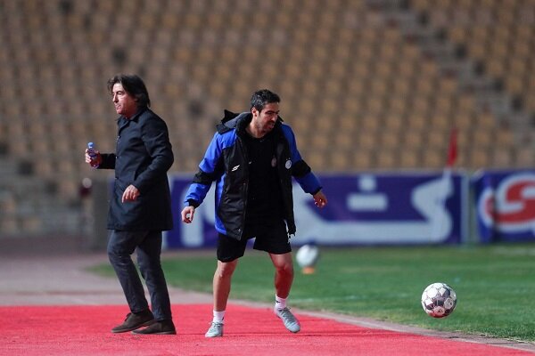 مربی استقلال: عدهای فقط ایراد میگیرند؛ آنها ایراد میگیرند