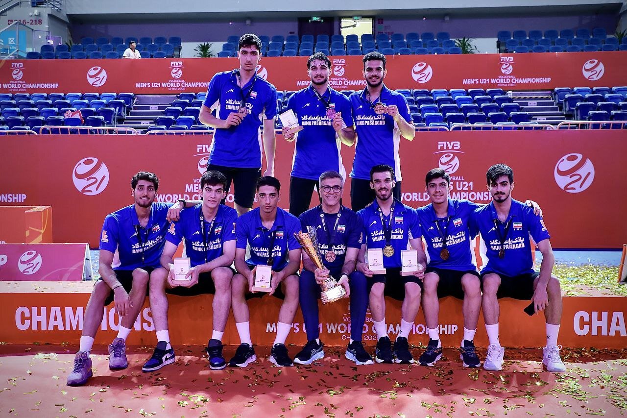 مربی ایرانی خوب است «غلامرضا» باشد؛ «رضایت مردم» و ساختن نسل طلایی