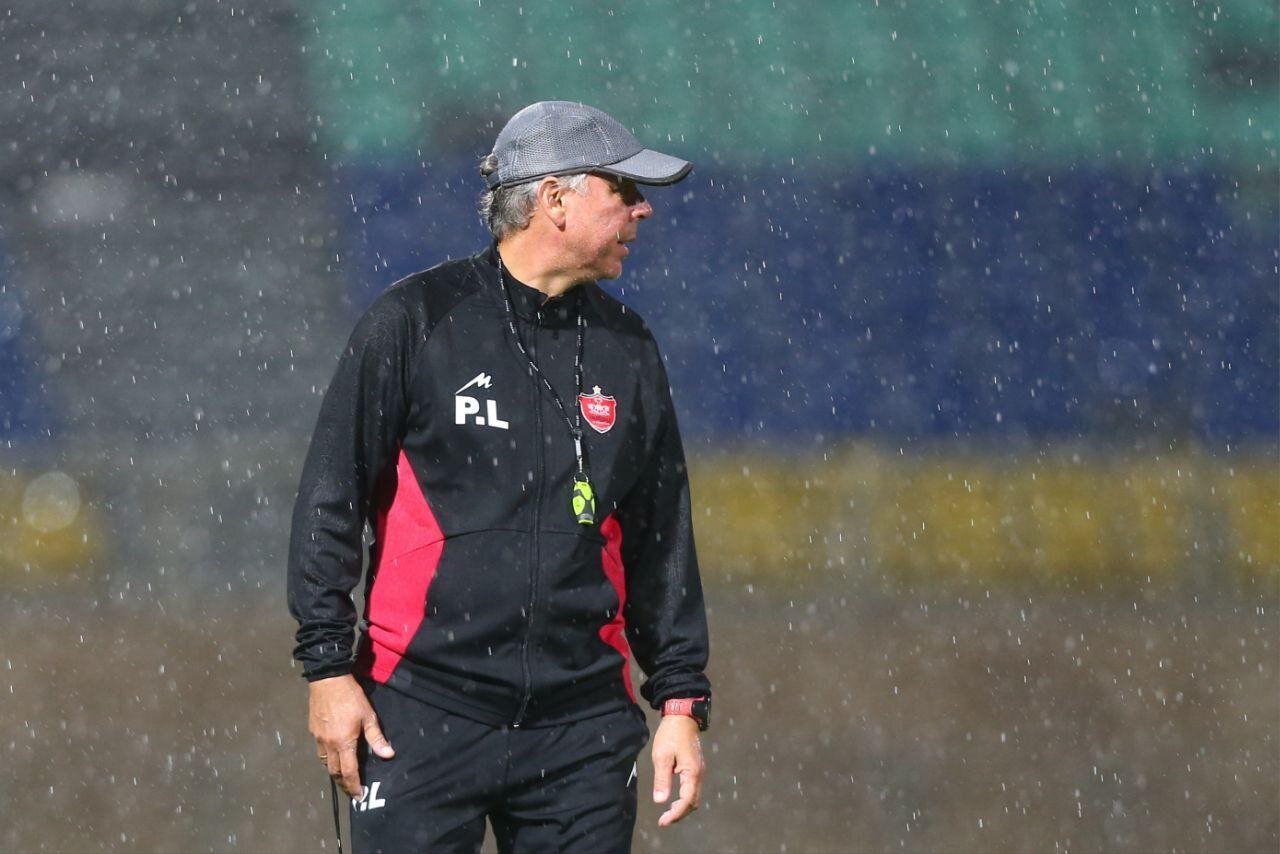 مربی سابق پرسپولیس تهدید کرد/ پولم را ندهید به فیفا شکایت میکنم