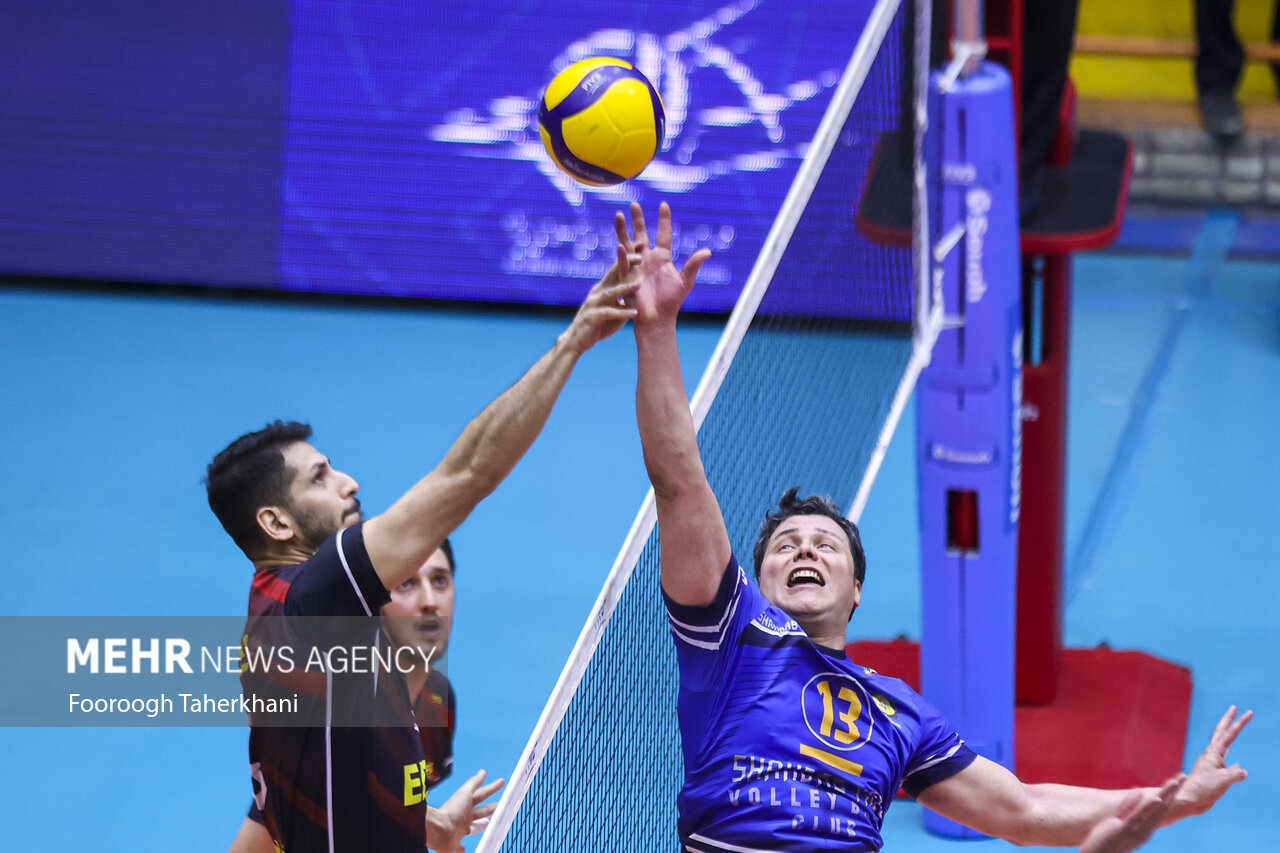 مرحله یک چهارم نهایی لیگ والیبال