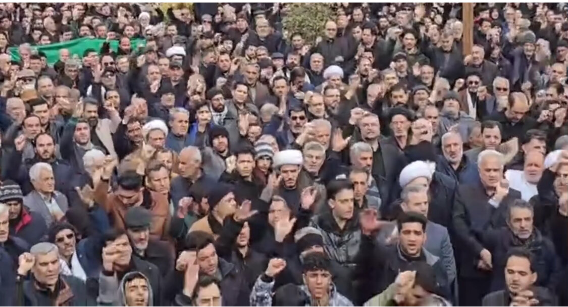 مردم خوی در سوگ شهادت رهبر معظم انقلاب عزاداری کردند
