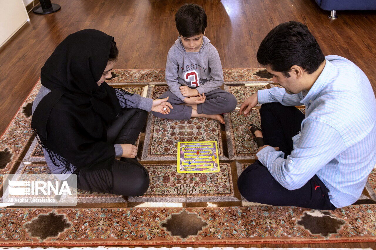 مردم منتظر ارائه سبک زندگی مطلوب نمیمانند/ تاثیر سبک زندگی از محصولات فرهنگی