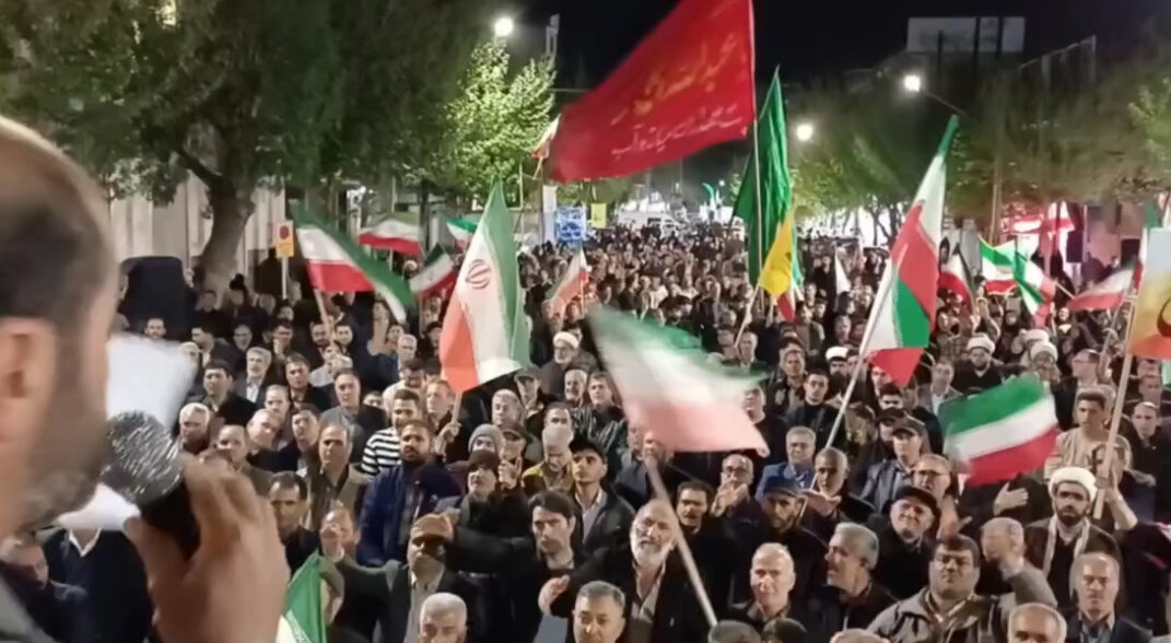 مردم میاندوآب در واکنش به حمله موشکی سپاه فریاد «حیدر حیدر» سر دادند