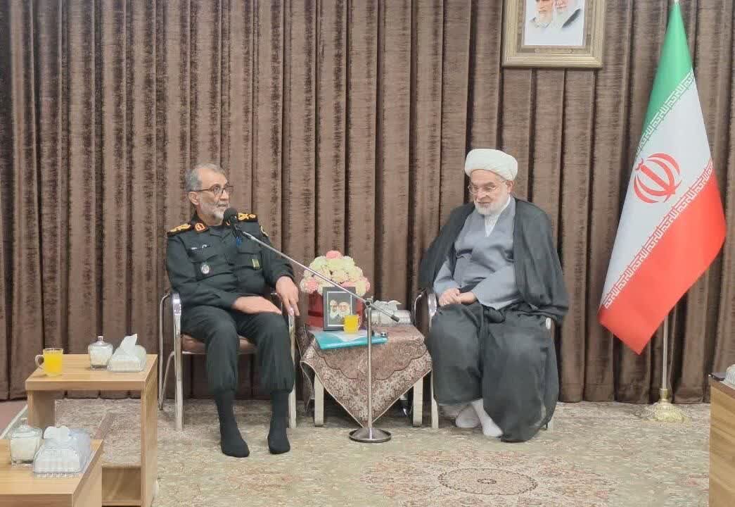 مردم کردستان از مدافعان امنیت کشور در مرزها هستند