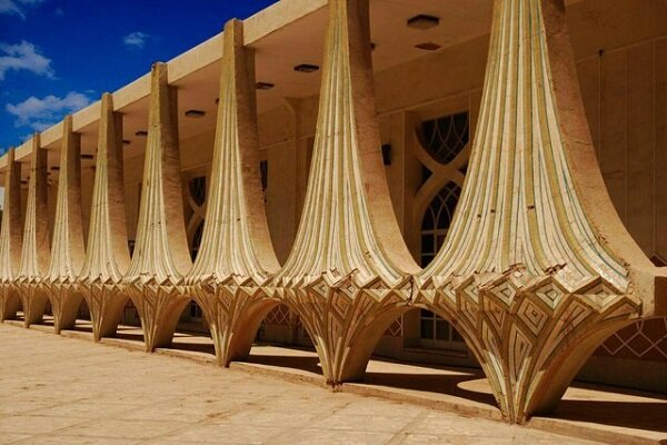 مردم کرمان چشم انتظار مرمت خانه شهر/ خانهای که دلسوز ندارد