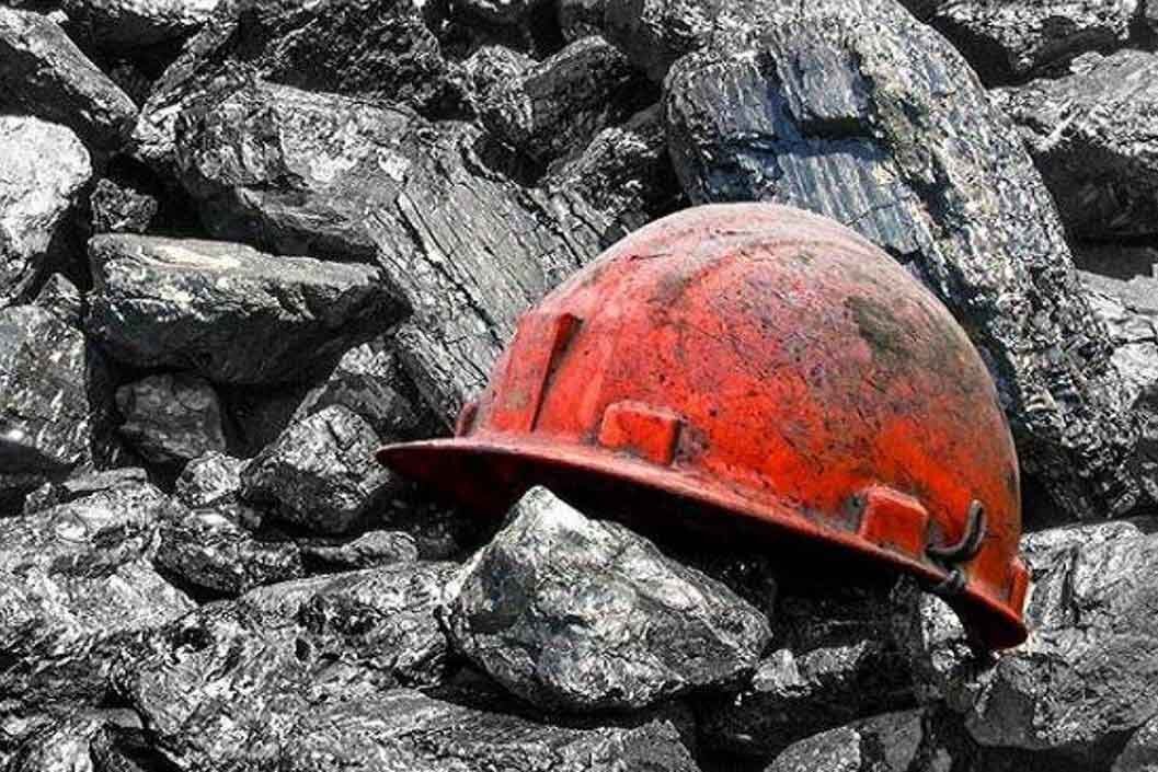 مرگ یک معدنچی در اثر ریزش تونل معدن در شرق افغانستان