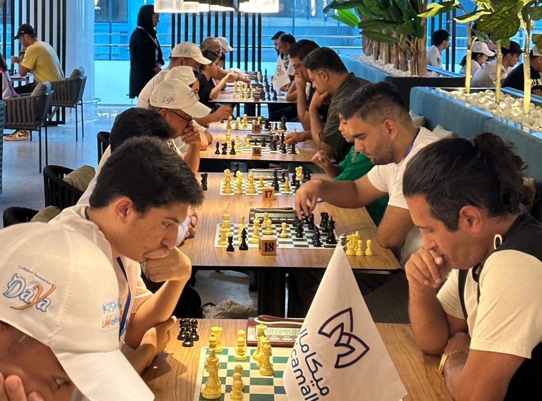 مسابقات شطرنج کیش گیمز آغاز شد/ نبرد مهرهها روی ساحل داغ