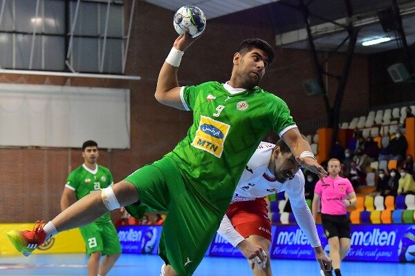 مسابقات هندبال روستاییان و عشایر کشور در شاهرود آغاز شد