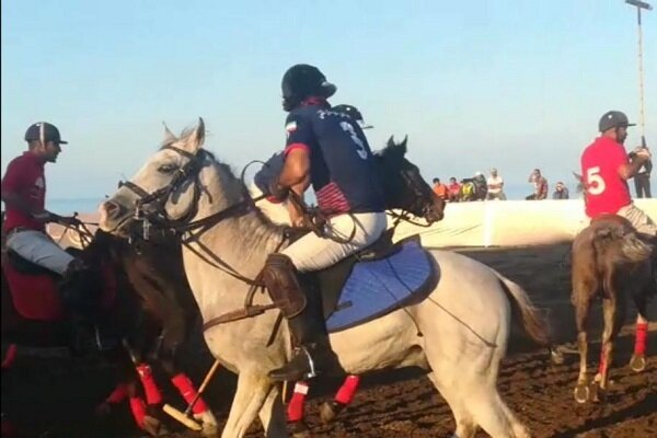 مسابقات چوگان ساحلی کشور به میزبانی گیلان آغاز شد