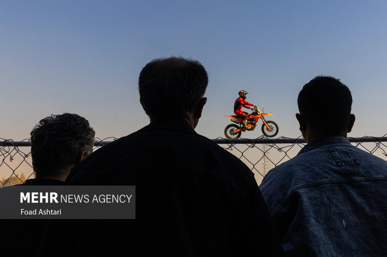 مسابقه موتور کراس قهرمانی کشور