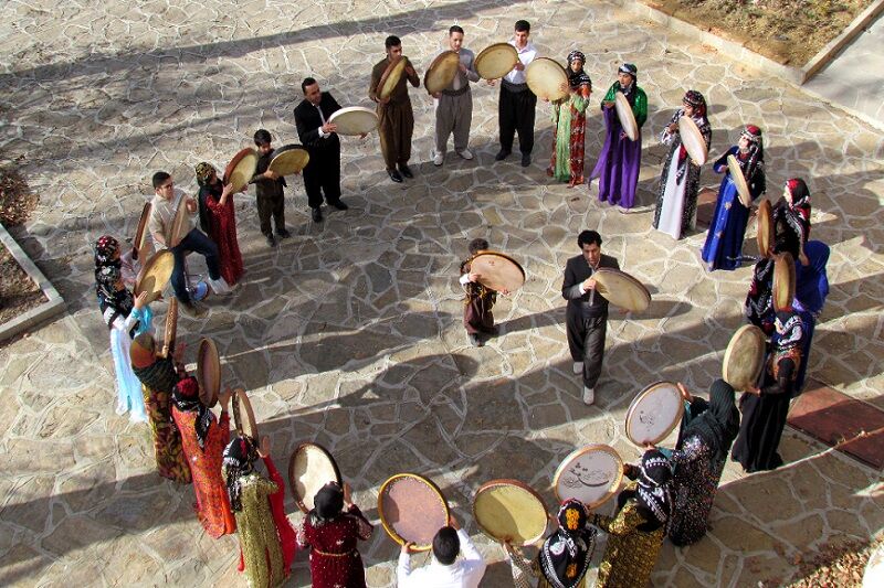 مستند دف به کارگردانی “شبنم قلی خانی” در کردستان ساخته میشود