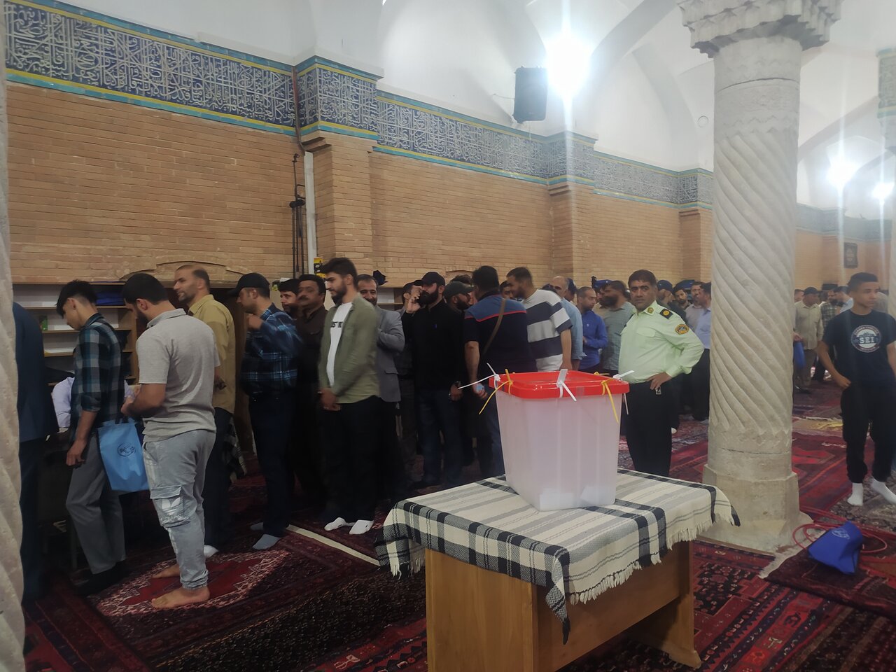 مشارکت گسترده سنندجی‌ها در رای‌گیری انتخابات ریاست جمهوری
