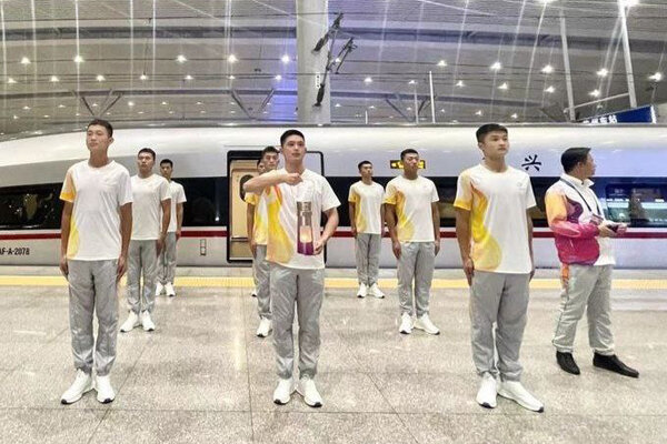 مشعل چهارمین دوره بازیهای پاراآسیایی هانگژو روشن شد