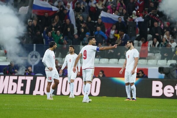 مشکل خط دفاعی با تعویض بازیکنان حل نمیشود/ بازی با روسیه تاکتیکی بود