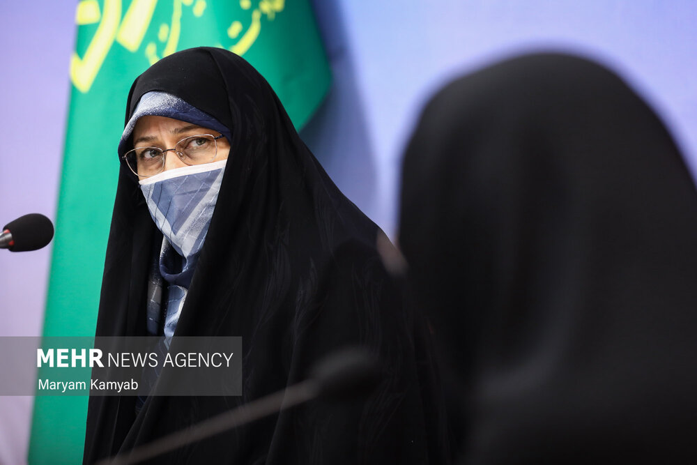 مشکل زنان کار در دلفان تاسف بار است/اجرای برنامه جامع توانمندسازی