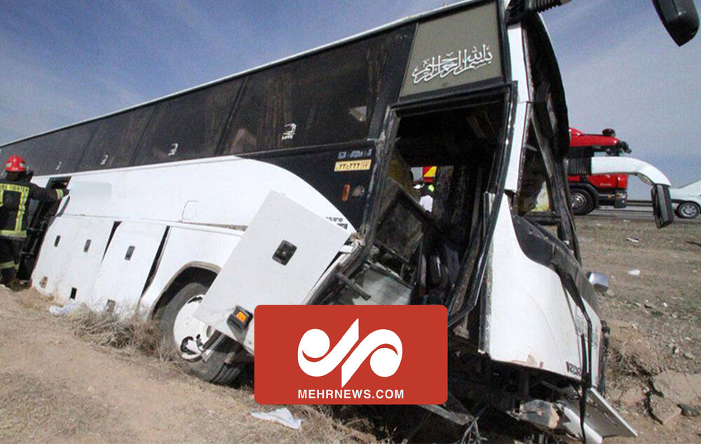 مصدوم شدن ۳۶ نفر در دو حادثه تصادف