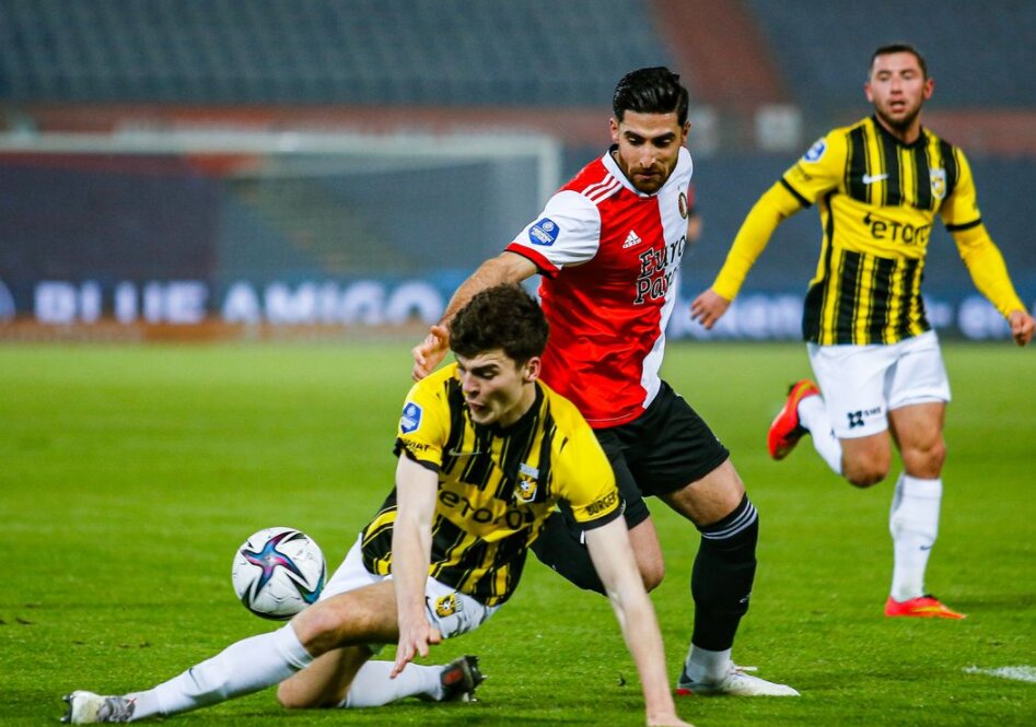 مطمئنم در مسیر درستی هستم/ شایسته باخت نبودیم