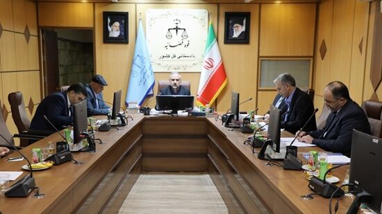 معاون دادستان کشور: بر نحوه قیمتگذاری، فروش و کیفیت صنعت خودرو نظارت میکنیم