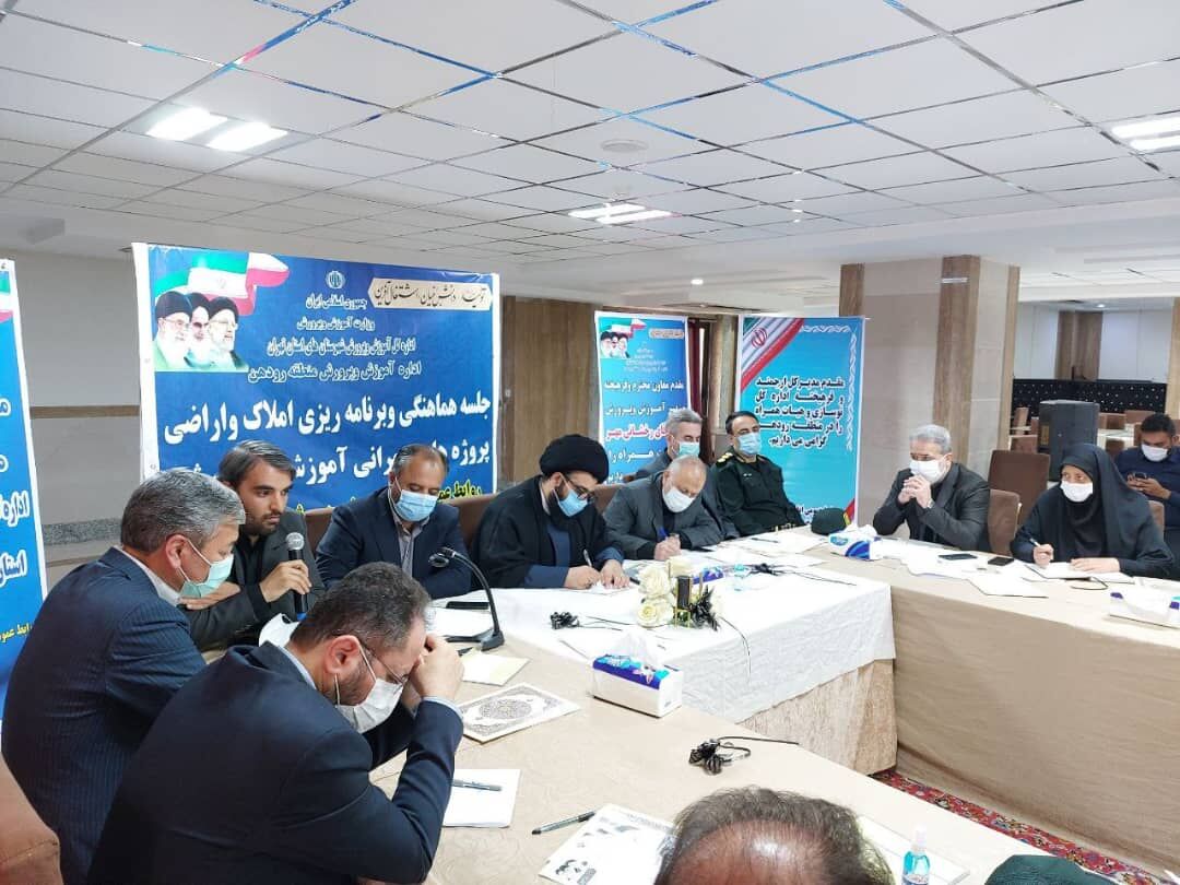 معاون وزیر آموزش و پرورش: نماینده دماوند ۷۵میلیارد ریال از محل اعتبارات برای توسعه مدارس اختصاص داد