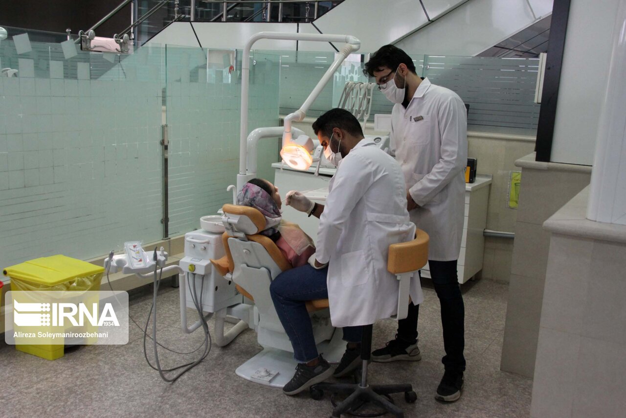 معاون وزیر بهداشت: هزار و ۶۰۰ نفر به ظرفیت پذیرش رشته‌های پزشکی اضافه شد
