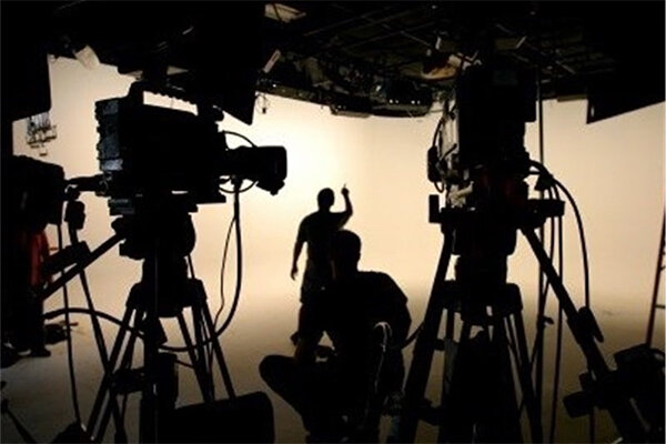 معتادی که یک مدرسه فوتبال راه انداخت/ قصه دختر مستعد فوتبالی