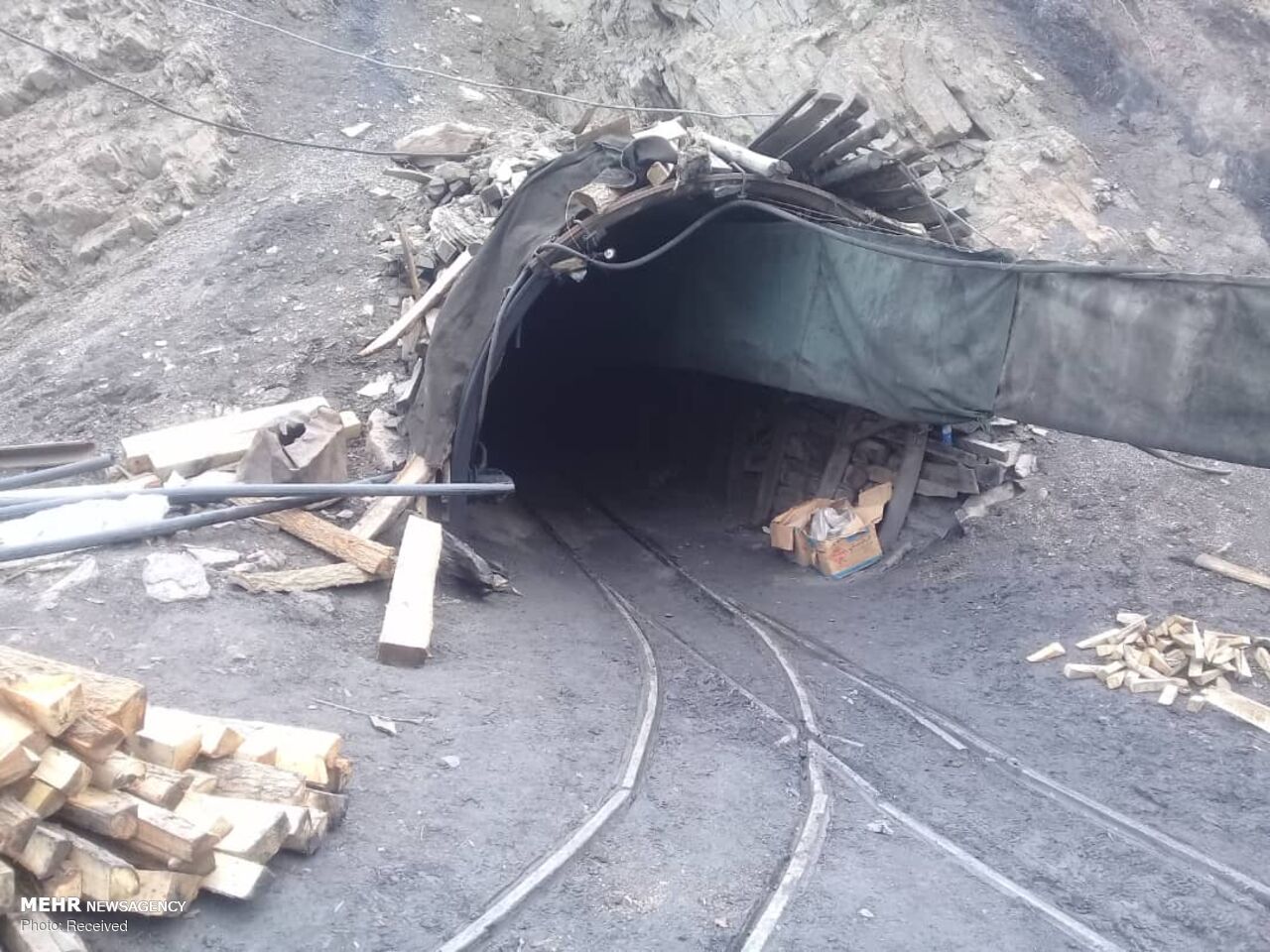 معدن تموزائه دامغان حادثه آفرید/ مرگ یک معدنچی