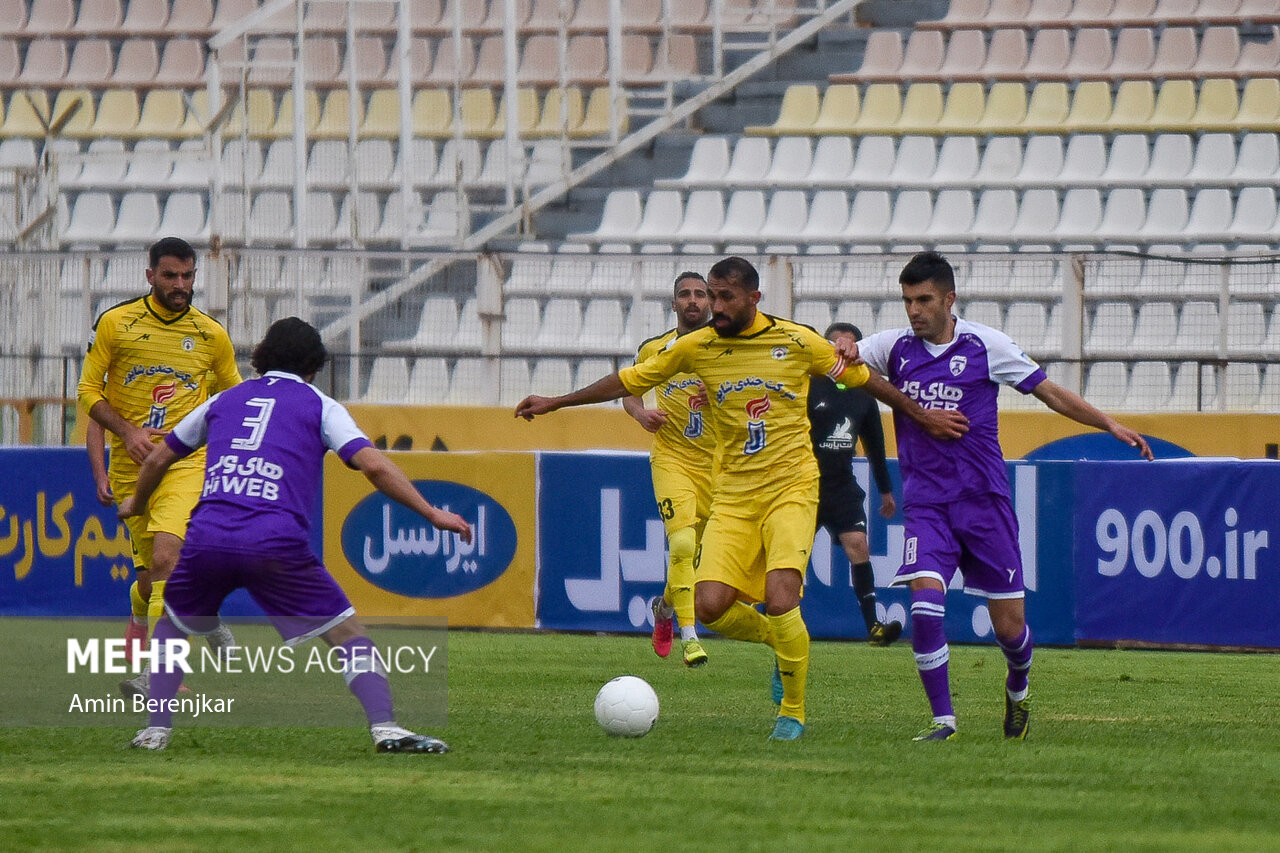 مقابل استقلال دفاعی بازی نمی‌کنیم/ در ورزشگاه آزادی میزبان نیستیم