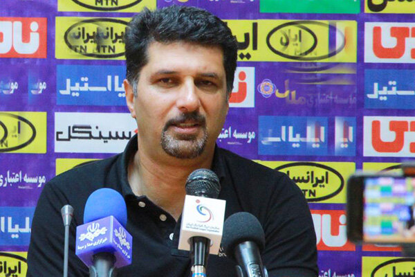 مقابل استقلال میزبانی را از ما گرفتند/ سرمربی تیم ملی آپولونیست!