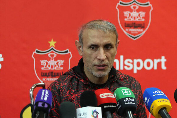 مقابل سپاهان شرمنده هواداران شدیم/ کار برای قهرمانی سخت شد