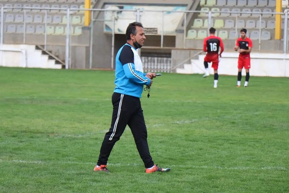 مقابل ملوان بندرانزلی با تمام توان به میدان میرویم