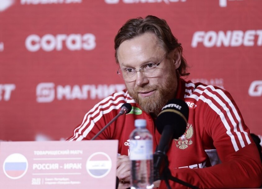 مقایسه عجیب سرمربی روسیه/ ایران از اسلوونی و اسلواکی قویتراست!