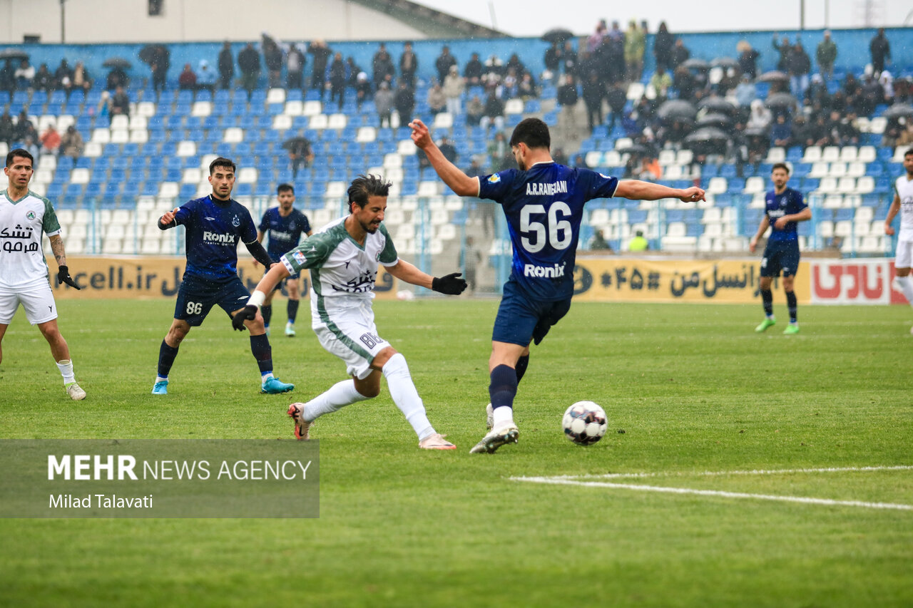 ملوان در خانه از شکست گریخت