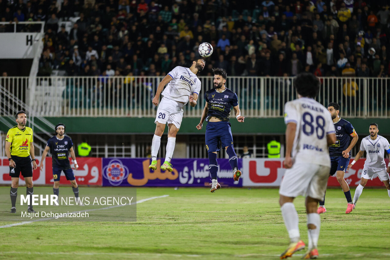 ملوان و چادرملو به تساوی رضایت دادند