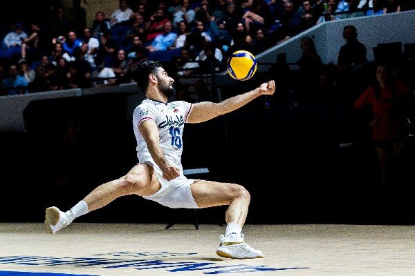 ملیپوش والیبال زیر تیغ جراحی میرود