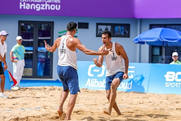 ملیپوشان والیبال ساحلی ایران به نیمهنهایی صعودکردند