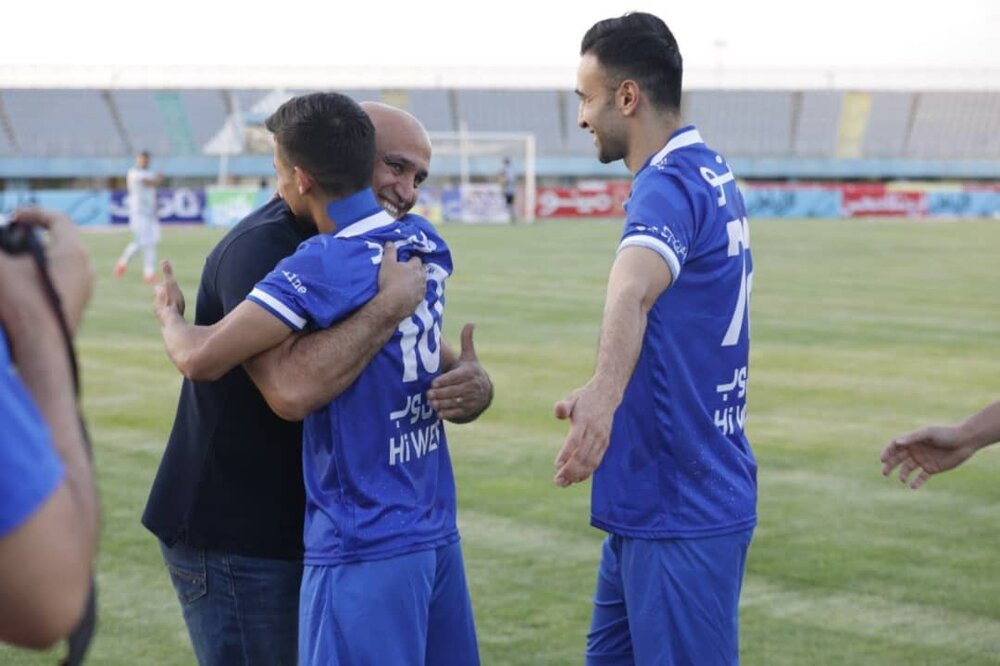 منصوریان چگونه در این فصل به استقلال کمک میکند