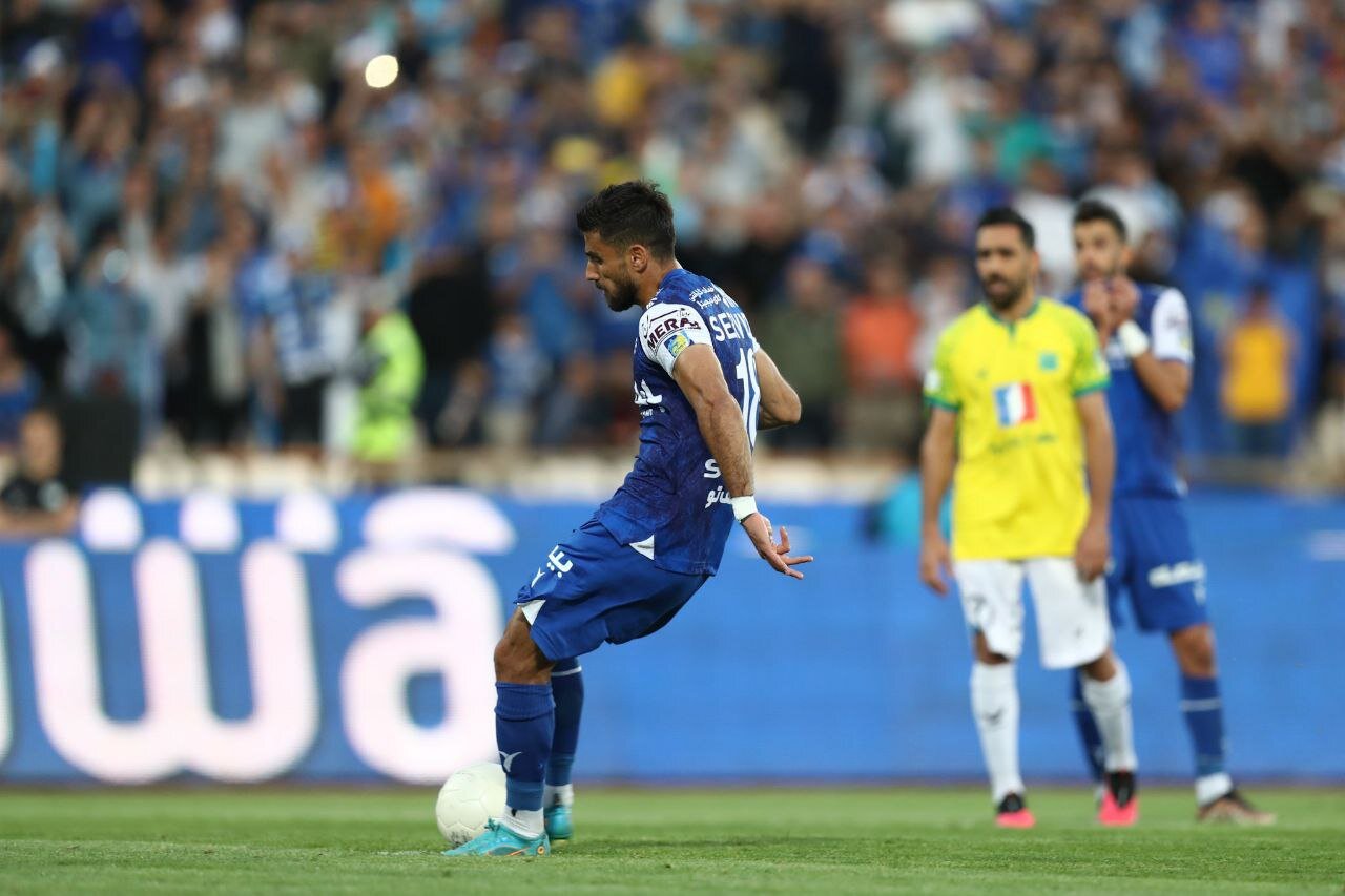 مهاجم استقلال دیدار با تیم فوتبال هوادار را از دستداد