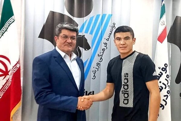 مهاجم پرسپولیس به پیکان پیوست