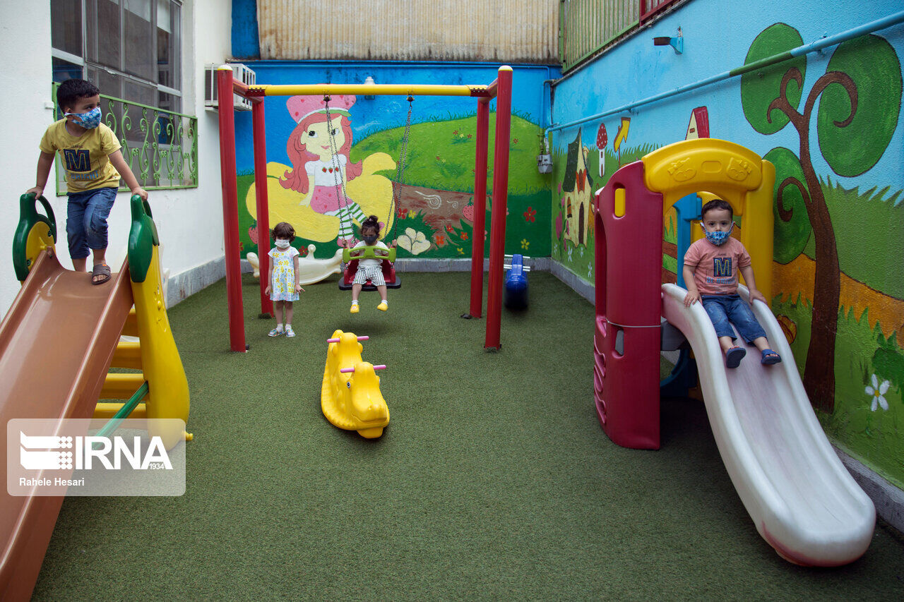 مهدکودک در ادارات؛ مطالبه و خواسته جدی بانوان شاغل