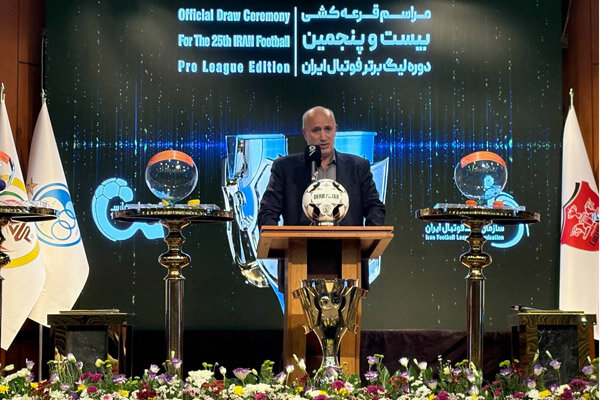 مهدی تاج: فوتبال جایی برای رفاقت نیست؛ مربی که به حرفِ من باشد، مرباست