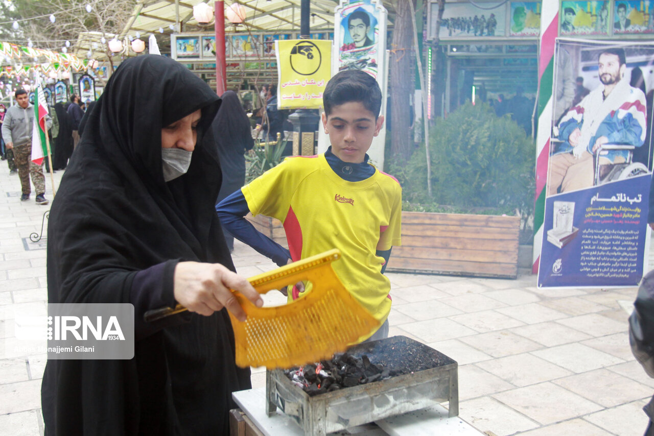 مهمانی لاله‌ها