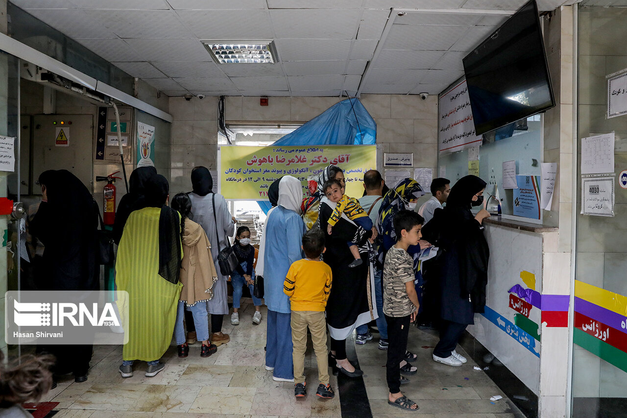 موارد ابتلا به آنفلوانزا ۴۰ درصد افزایش یافت/ تاثیر مثبت ماسک بر کاهش ابتلا