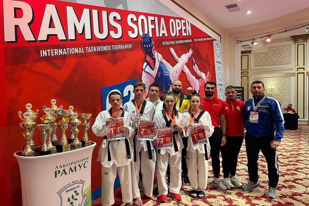 موفقیت شاگردان ذوالقدر در تیم ملی بلغارستان