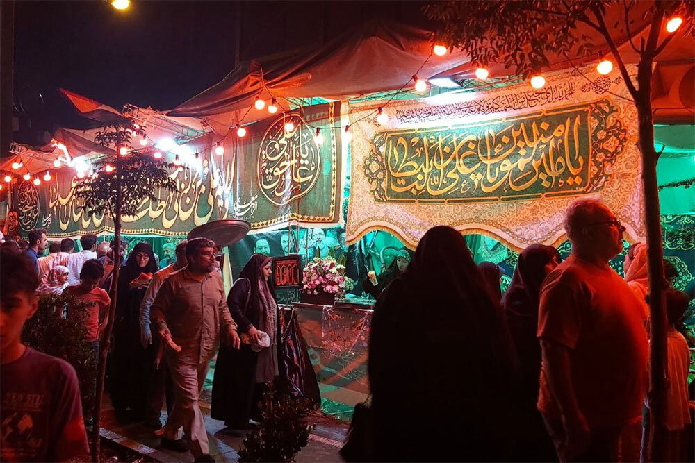 موکب اربعین جهاد کشاورزی آذربایجان‌غربی درمرز تمرچین مستقر
می‌شود